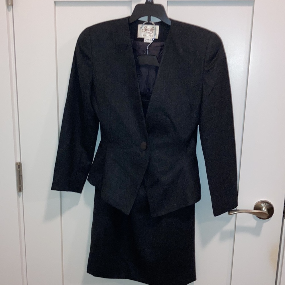 Petite wool gray skirt suit. Saville
